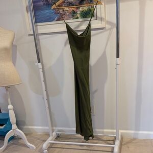 ASTR the label Elegant Olive Green dress size S